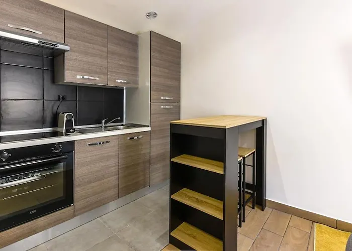 Moderne En Plein Coeur De * Béziers